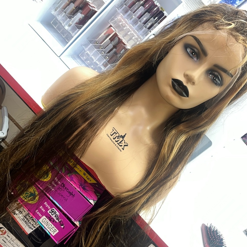 Gorgeous  mixed blonde 32” 100% human lace 🔥